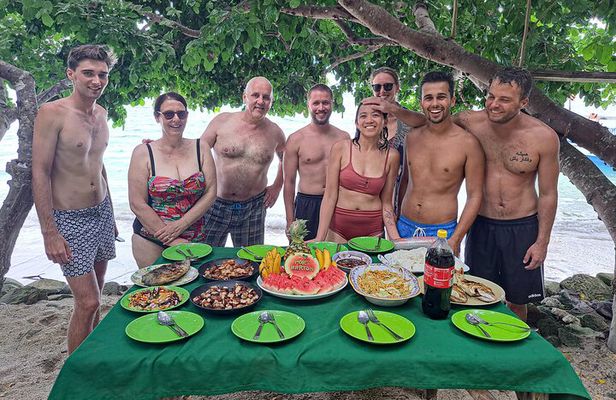 Port Barton Island Private Highlights Tour with Lunch