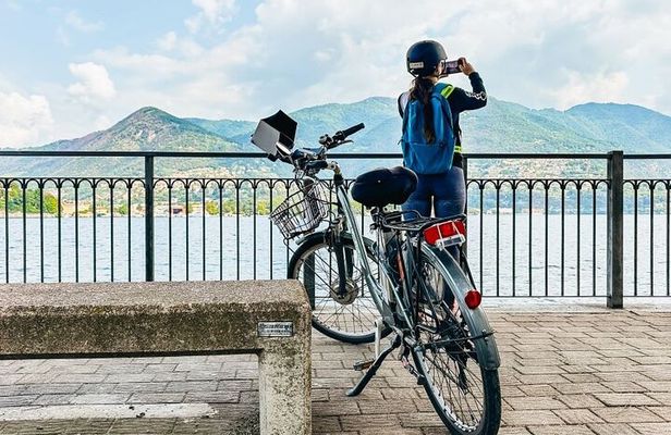 Lake Como: eBike City Tour Guided by an iPad and a Tour Leader