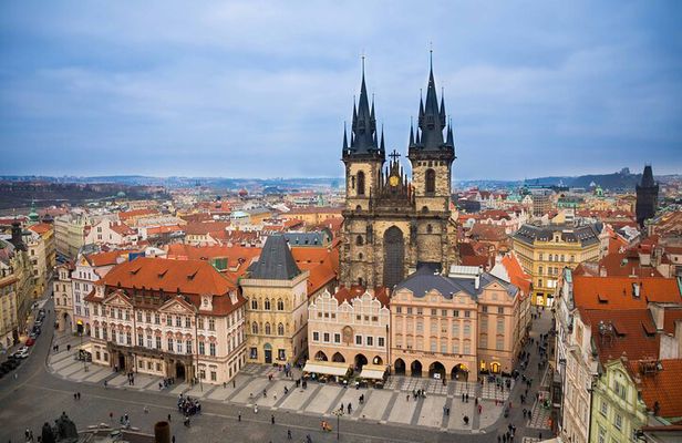 Highlights of Prague with a Funny and Local Guide