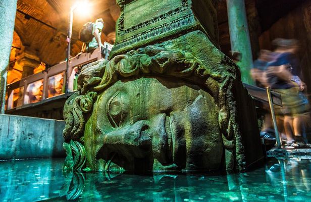 Skip-the-line Basilica Cistern, Hagia Sophia, Istanbul Tour