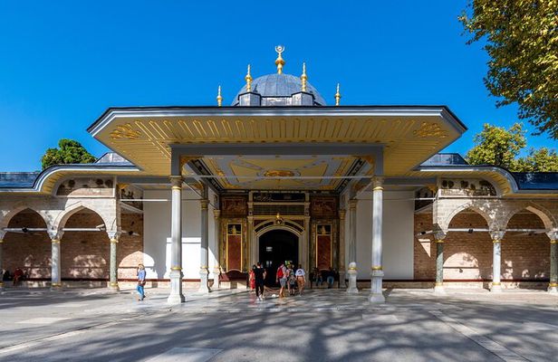 Private Car Tour of Istanbul Old City and Top Attractions