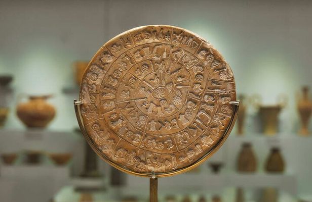 Private tour: Archeological Museum of Heraklion and City tour