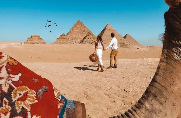Unforgettable: Giza Pyramids, Camel ride & Cooking class tour