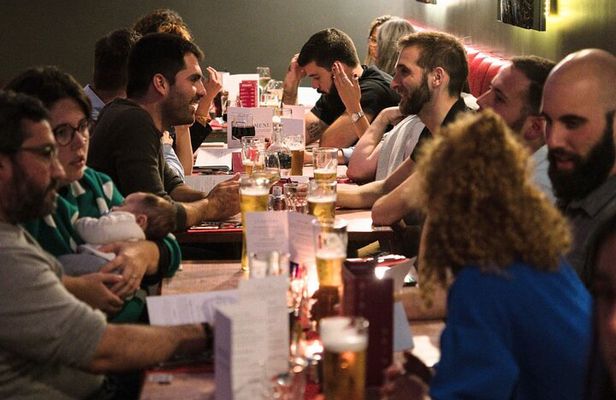 Private 3-Hour Scottish Dinner and Folk Music Experience
