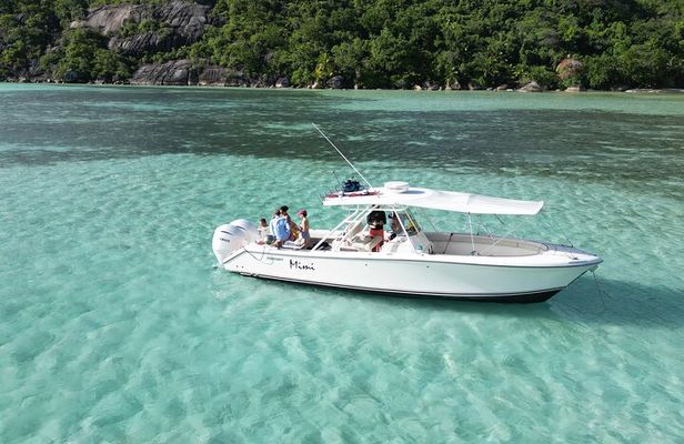 Baie Ternay - Anse Major - St Anne Marine Park (Private Boat)