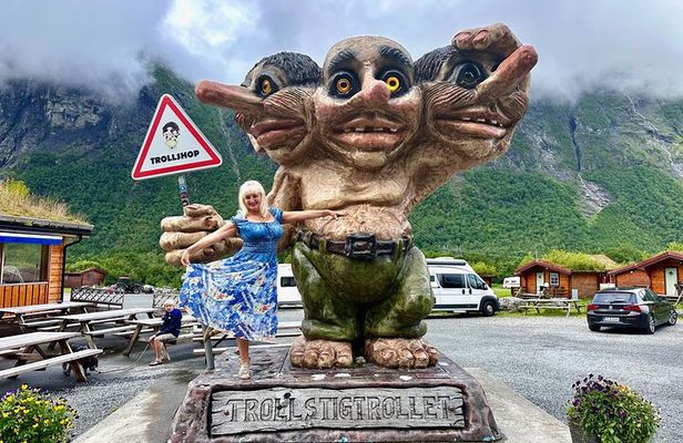 A private tour of the Alesund Trollstigen and Strawberry Valley