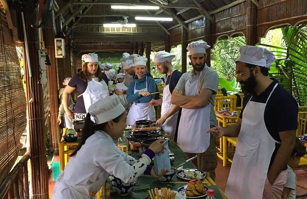 Experience Local Market and Cooking Class in Hue City