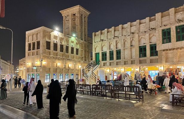 Visit Qatar: Highlights Tour of Doha City and Dhow Cruise Ride