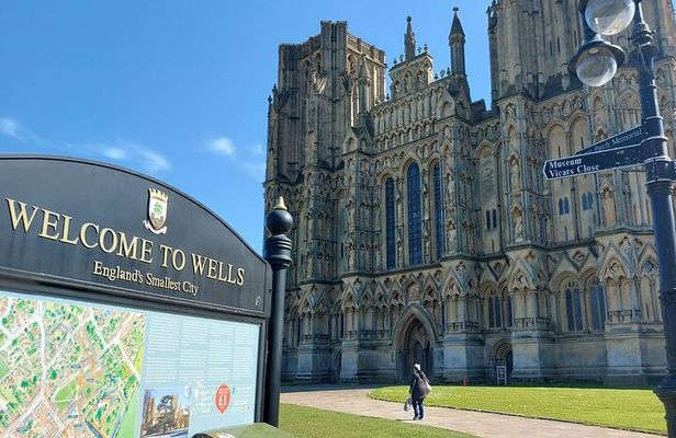 Wells City Tour - Private Half-Day Tour From Bath