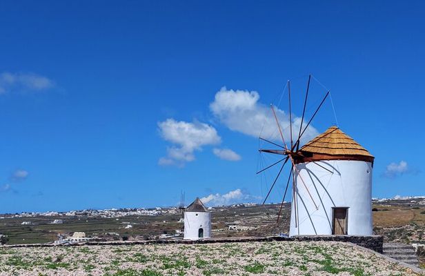 Santorini Private Farm-to-Table Food and Wine Tour