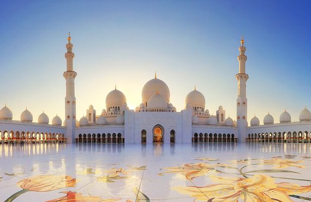 Private Abu Dhabi City Tour from Dubai in 4 by 4 Vehicle