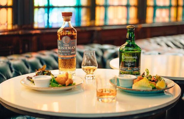 Dublin 6 Whiskey Tasting & 3 Food Pairing Walking Tour with Local