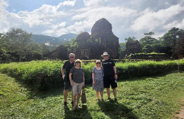 Private Car to My Son Holyland & Hoi An City from Da Nang City
