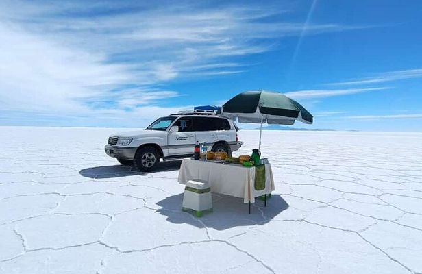 3 Days Uyuni Salt Flats From Sucre With Hotel Pickup