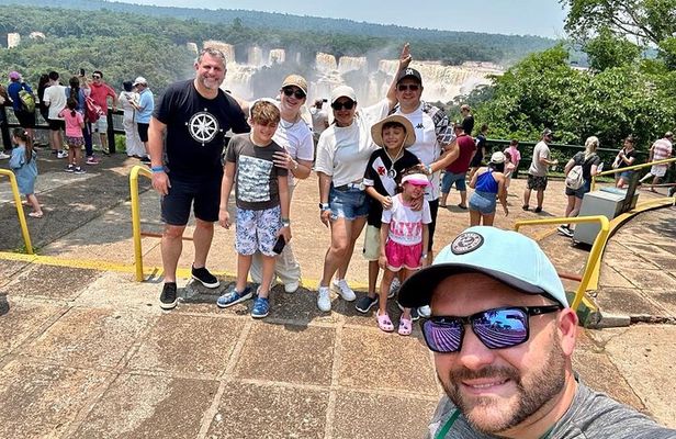 Tour 1 day: Brazilian Falls and Bird Park