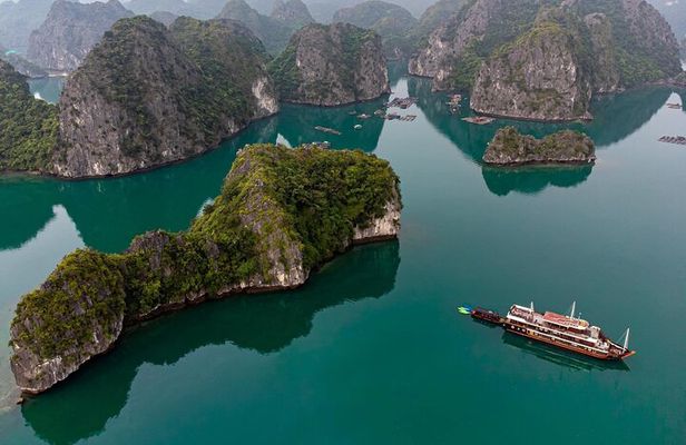 Cozy Boutique Cruise - Lan Ha Bay & Cat Ba Island Explorer 2D1N