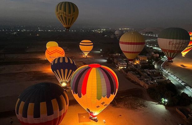 Luxor: Guided Full-Day Tour with a 45-Minute Balloon Adventure