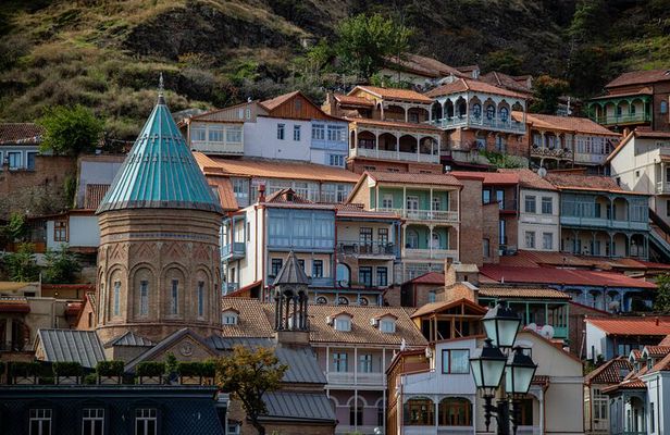 3-Hour Private Guided Walking Tour in Tbilisi