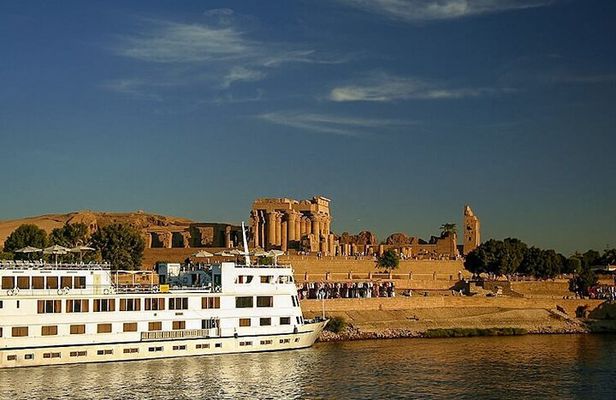2-Night Nile Cruise from Luxor to Aswan with Hot Air Balloon 