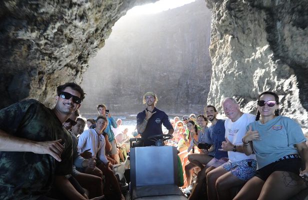 Nā Pali Coast Zodiac Raft Expedition and Snorkeling on Kauai
