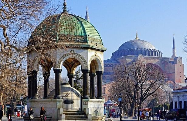 Highlights of old Istanbul with private guide.