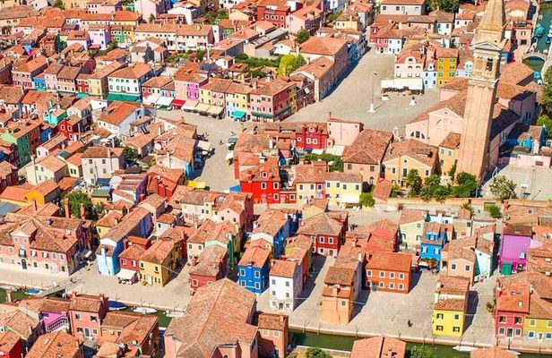 Exclusive Boat Tour Murano Burano torcello with Real Local Guide