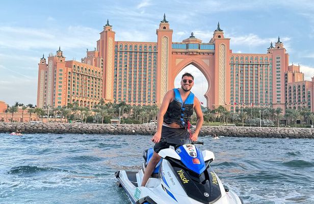 Jetski Dubai: 60Min Burj Al Arab & Atlantis the Palm
