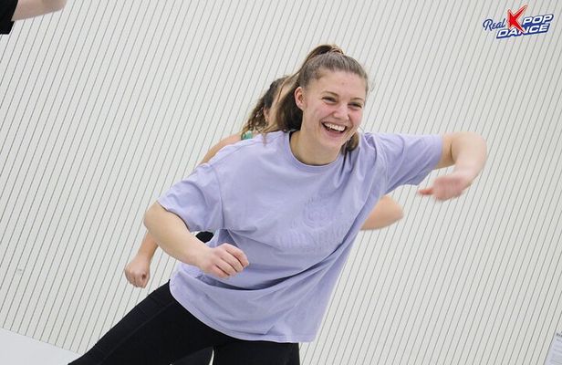 Kpop Dance Class Activity in Seoul (Recommended by CNN, BBC)