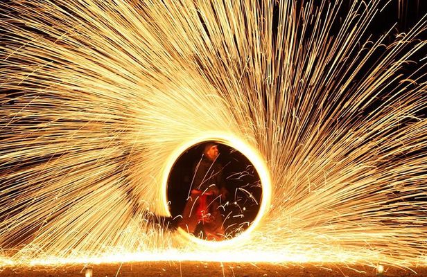 Marrakesh: Sunset Dinner in Agafay Desert with Show & Transfers
