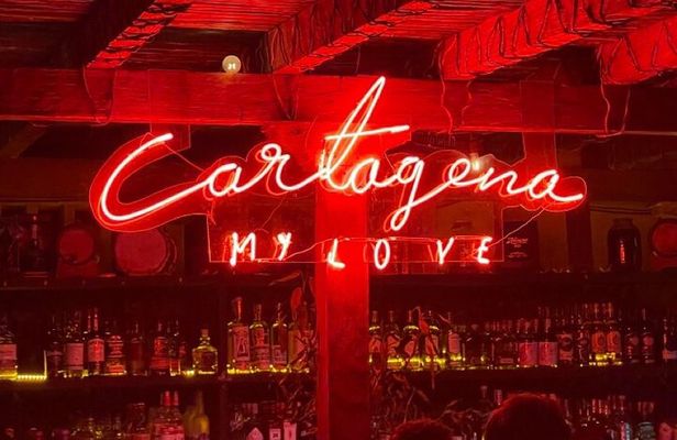 Pub Crawl Nightlife in Cartagena