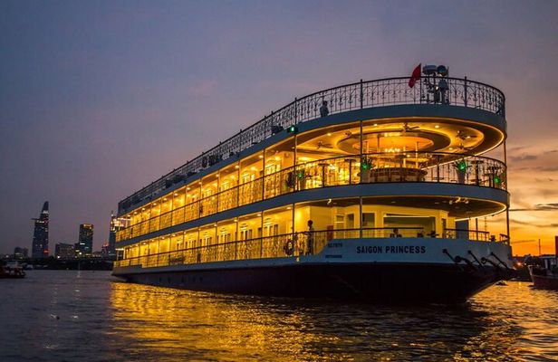 Exploring Ben Thanh Princess Dining Cruise in Ho Chi Minh
