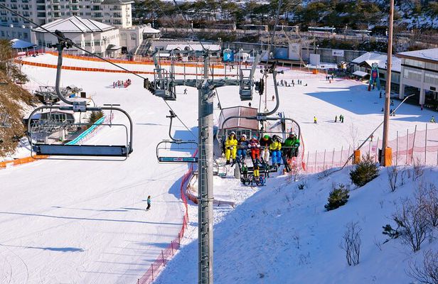 Seoul: Elysian Gangchon Ski Resort Day Trip, Transfers, Upgrades