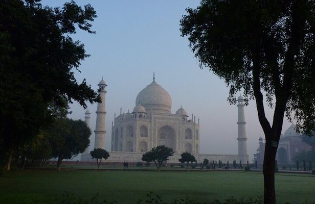 All Inclusive TajMahal Agra Fort Babytaj Day Tour by Car ex Delhi