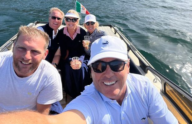 Lake Como Private Classic Boat Experience from Como