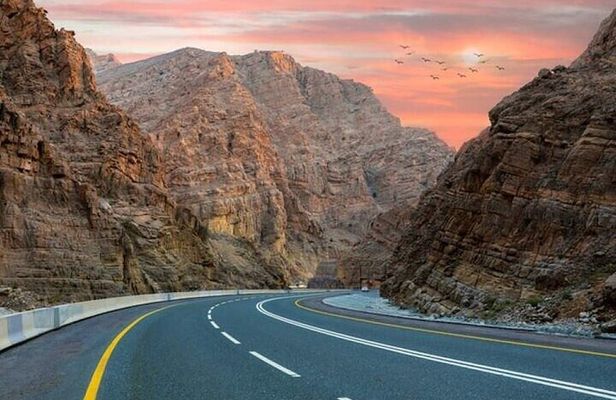 Full-Day Six Emirates Tour in a 4x4 Private Vehicle From Dubai