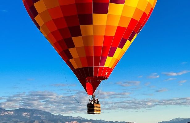 Hot Air Balloon Adventure In Beautiful Southern Utah