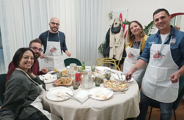 Contemporary Pizza Making Class in Catania with Alessandro