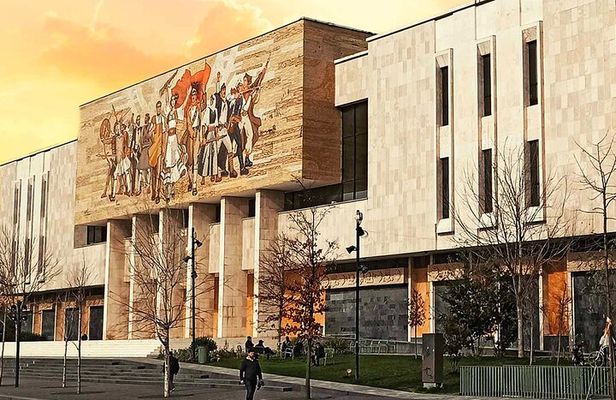 Tirana Express Walking Tour - Essential of the Albanian Capital