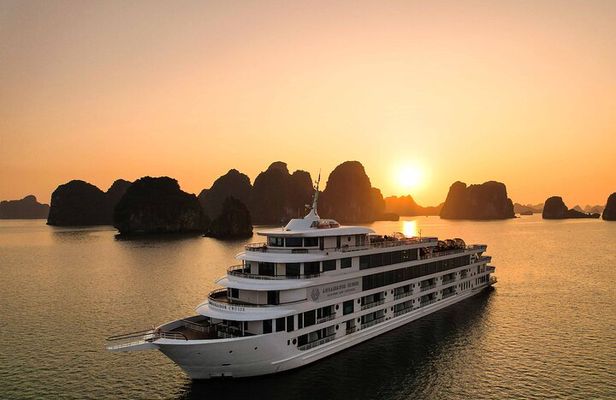 Halong Bay Luxury Day Cruise with Scenic Islands & Lunch
