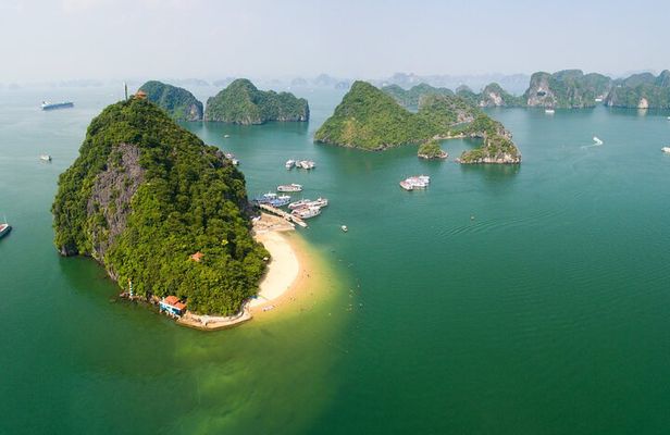 Luxury Cruise full day Explore Halong Bay from Hanoi