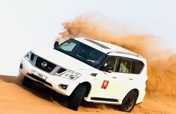 Dubai Private 4x4 Car Desert Safari with Dinner, Camel, and Show