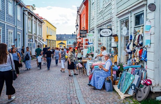 Helsinki VIP City Tour PRIVATE Guide