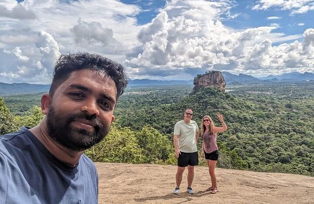 Private Dambulla Sigiriya Tour from Kandy with friendly chauffeur