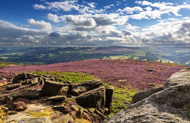 Chatsworth and Peak District Small-Group Tour from Manchester