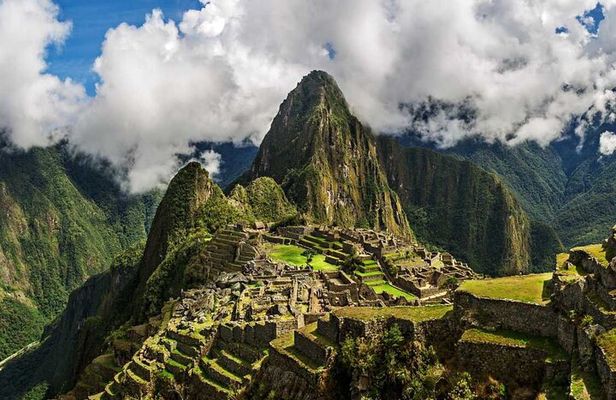 Private Full Day Tour to Machu Picchu