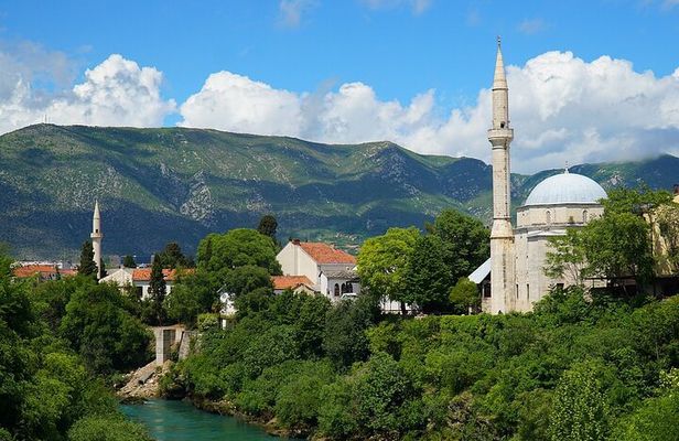 Private Guided Mostar and Kravica Waterfall Tour from Split