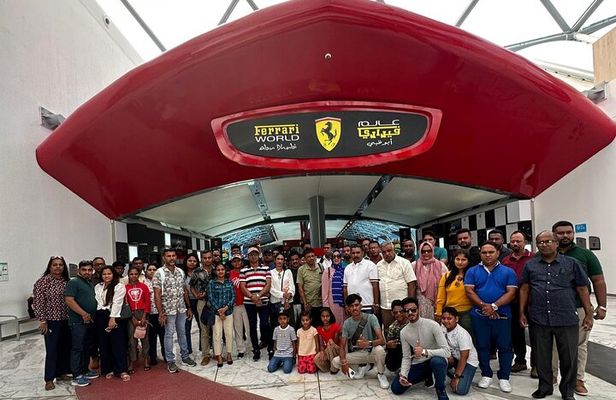 Abu Dhabi Private Tour from Dubai by 12 seater van
