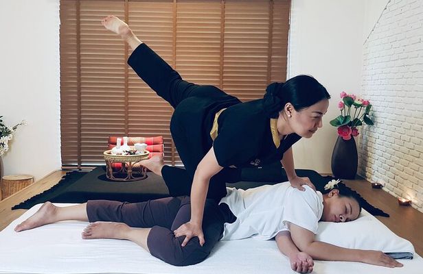 Private Thai Warrior Massage Experience