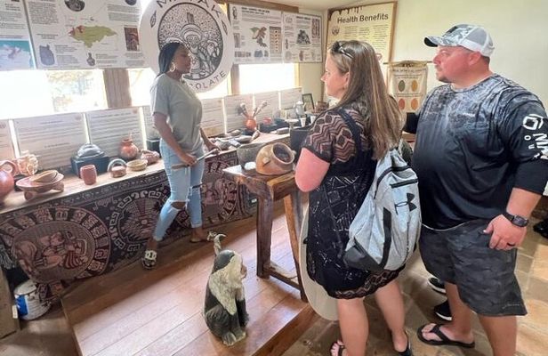Private City Tour, Chocolate and Rum Factory
