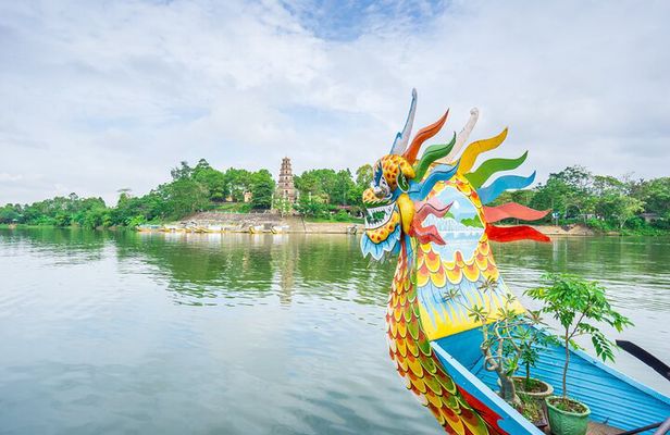 Hue City Private Tour Full Day with Tour Guide